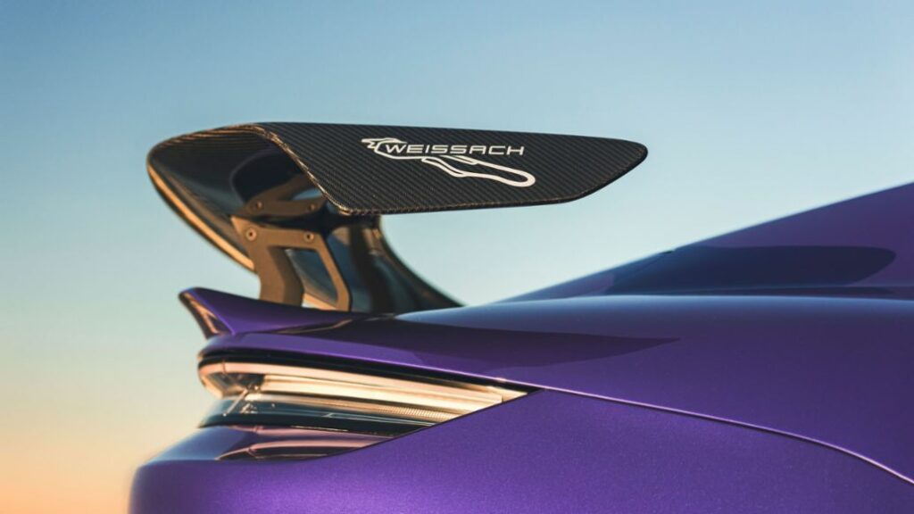 Photo Porsche aileron Taycan Turbo GT